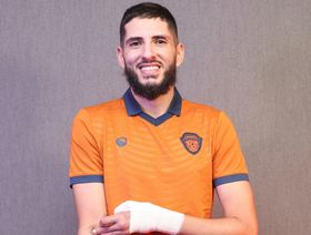 مدلل بيتكوفيتش.. الفيحاء يتعاقد مع الجزائري ياسين بن زية