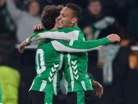 لماذا بكى أنتوني لاعب ريال بيتيس بعد الفوز على أوتريخت؟