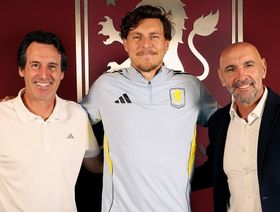 صفقة مجانية.. أستون فيلا يعزز دفاعاته بفيكتور ليندلوف