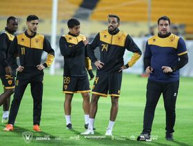 "الرحّالة كهربا" يفسخ عقده مع القادسية ويبحث عن النادي الـ11