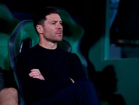 "نسي كيف يفوز".. تشابي ألونسو فقد السيطرة في ريال مدريد