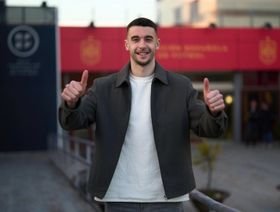 مدرب إسبانيا يقصي جوان غارسيا من ودية صربيا.. فهل يكرّر كابوس إسبانيول؟