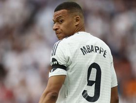 هل يمنح ريال مدريد مبابي القميص رقم 10 الموسم المقبل؟
