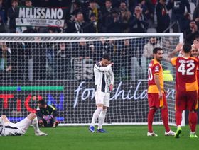 يويفا يعاقب غلطة سراي ويحرم جمهوره من رحلة أنفيلد