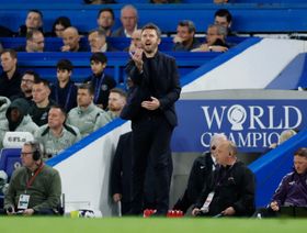 كاريك يحث مانشستر يونايتد على تثبيته بمنصبه بعد الفوز على تشيلسي