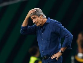 دفاع ريال بيتيس ينافس برشلونة وسان جيرمان على رقم استثنائي