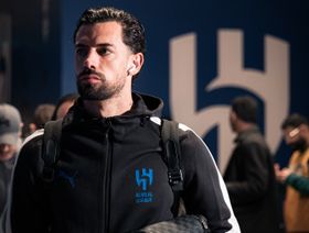 المدافع الإسباني أساسياً.. تشكيلة الهلال أمام الفيحاء