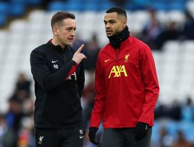 غاكبو مهاجم ليفربول مهدد بالإيقاف بسبب شعارٍ ديني