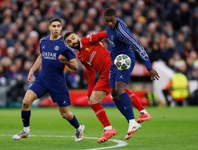 لاعب ليفربول السابق يخشى الخسارة 10-0 أمام باريس سان جيرمان