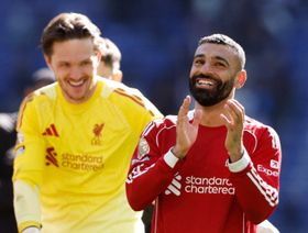 "حلم كل طفل".. حارس ليفربول الثالث يكشف كيف يُساعد محمد صلاح