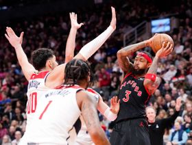 رابتورز أول المتأهلين للأدوار الإقصائية بكأس السلة الأميركي