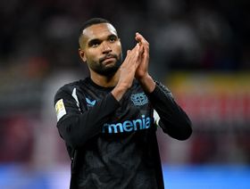 يهم ريال مدريد وبرشلونة.. جوناثان تاه يُلمح لمغادرة الدوري الألماني