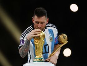 ميسي: الأرجنتين ليست مرشحة للفوز بكأس العالم وهذه حقيقة علاقتي برونالدو