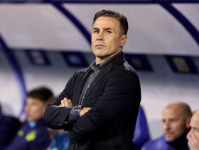 منتخب أوزبكستان يتعاقد مع المدرب الإيطالي فابيو كانافارو