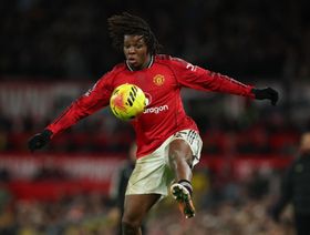 مانشستر يونايتد يهزم نيوكاسل بقذيفة دورغو ويتخطى ليفربول