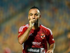 أفشه لاعب الأهلي: هناك أموال تُدفع لتشويه صورتي