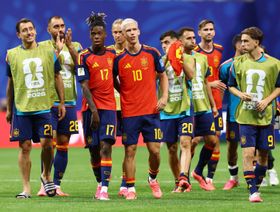 الإصابات تنهي مشوار جناحي إسبانيا ومدافع إنجلترا بكأس العالم
