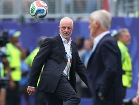 أرنولد: العراق لم يودع كأس العالم ومبابي مدمر