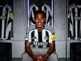 نيوكاسل يضم جاكوب رامسي من أستون فيلا وهاو يعتبره "إضافة قيّمة"