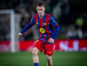 مارك كاسادو يرفض غلطة سراي ويتمسك بالبقاء في برشلونة