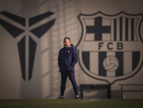 هانزي فليك: الحكام يتعرّضون لضغط شديد وانتقادات ريال مدريد ظالمة