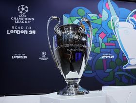 ما قيمة الجائزة المالية لبطل دوري أبطال أوروبا؟