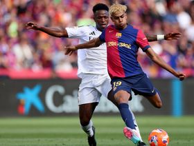 كلاسيكو لـ10 سنوات.. تشكيلة برشلونة وريال مدريد الأصغر في الليغا