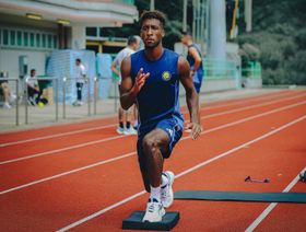 كومان يتطلّع إلى "ألقاب" ويعتبر جيسوس "الرجل المناسب" للنصر