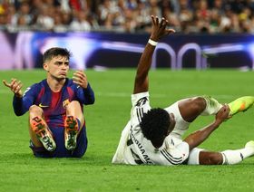 تشكيلة برشلونة المتوقعة ضد أتلتيكو مدريد.. عودة بيدري؟