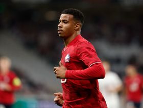 المغربي إيغامان وجيرو "التاريخي" يمنحان ليل الفوز في الدوري الأوروبي