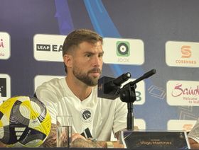 هل يستعيد برشلونة إينيغو مارتينيز من النصر لتعويض أراوخو؟