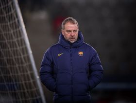 برشلونة يعود إلى براغ بعد 33 عاماً من ولادة مصطلح "البيئة"