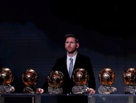 جيرارد بيكيه: ميسي يستحق الكرة الذهبية في حال الفوز بكأس العالم