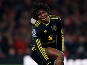 ضربة لمانشستر يونايتد.. الإصابة تبعد دورغو طويلاً عن الملاعب