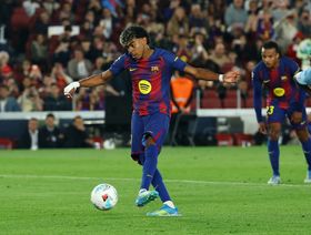 برشلونة ينجو من فخ سيلتا فيغو ويفقد يامال وكانسيلو