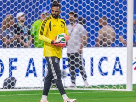 محمد العويس بين عرض الهلال وإغراءات الشباب