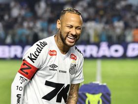 رجل أعمال برازيلي يوصي بثروته الطائلة لنيمار دا سيلفا