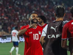 محمد صلاح يحتفل بهدف في مباراته المئوية مع منتخب مصر