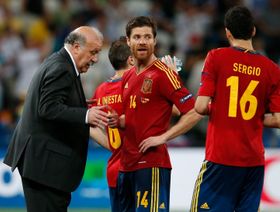 هل ينجو تشابي ألونسو من "لعنة ديل بوسكي" في ريال مدريد؟