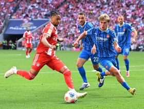 أوليس ينقذ بايرن من السقوط أمام متذيل الدوري الألماني