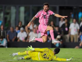 ميسي يشكو "بطء إيقاعه" بعد تمريرتين حاسمتين في فوز لإنتر ميامي