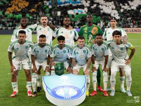 نجوم الأهلي تحت المجهر.. التتويج يسيل مداد الإعلام الدولي