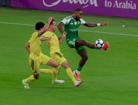 صلاح ونخبة آسيا.. مواعيد مباريات اليوم الإثنين 26 أكتوبر 2026