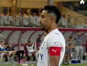 ملخص وأهداف لقاء النجمة والهلال (2-4) في دوري روشن السعودي