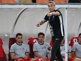 سوزا مدرب شباب الأهلي: فخور باللاعبين بعد فوز مذهل على الاتحاد