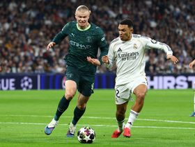 والد هالاند يفاجئ الجميع: ريال مدريد حلم لأي لاعب