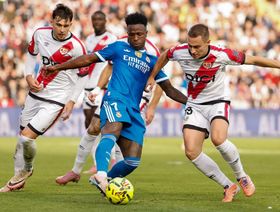 تشابي ألونسو: ريال مدريد ليس في أزمة ولهذا لا يلعب إندريك وغونزالو