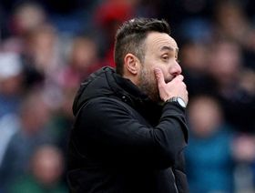 دي زيربي يحاول تخفيف الضغط عن لاعبي توتنهام قبل مواجهة ولفرهامبتون