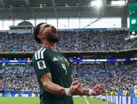 عبد الإله العمري صاحب هدف السعودية: نقطة أفضل من لا شيء