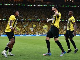 بعد تتويجه بكأس الملك.. الاتحاد يُنقذ موسم النصر